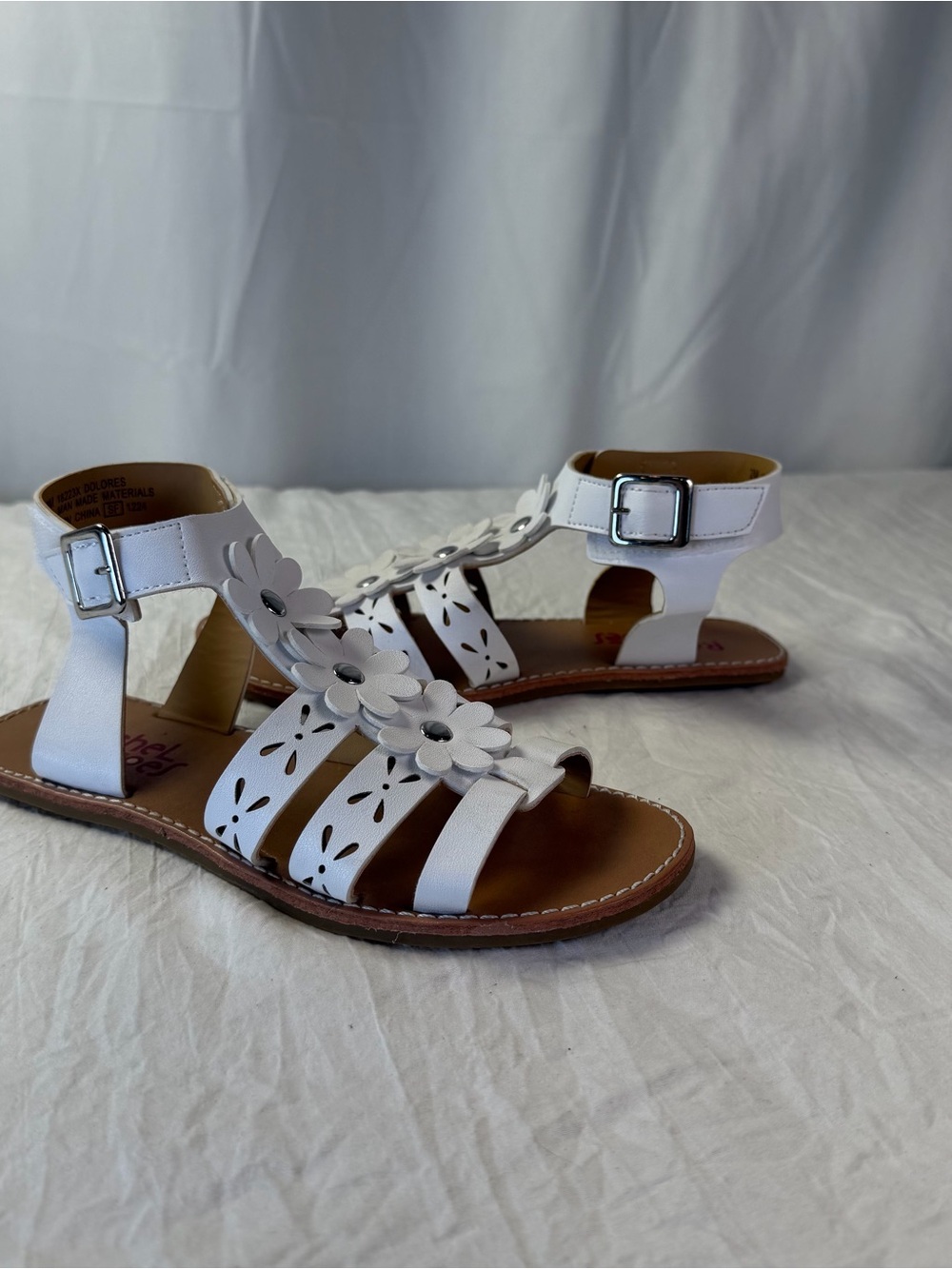 Girls sz2 White Floral Gladiator Sandals with Ankle Velcro Buckle Summer Dressy